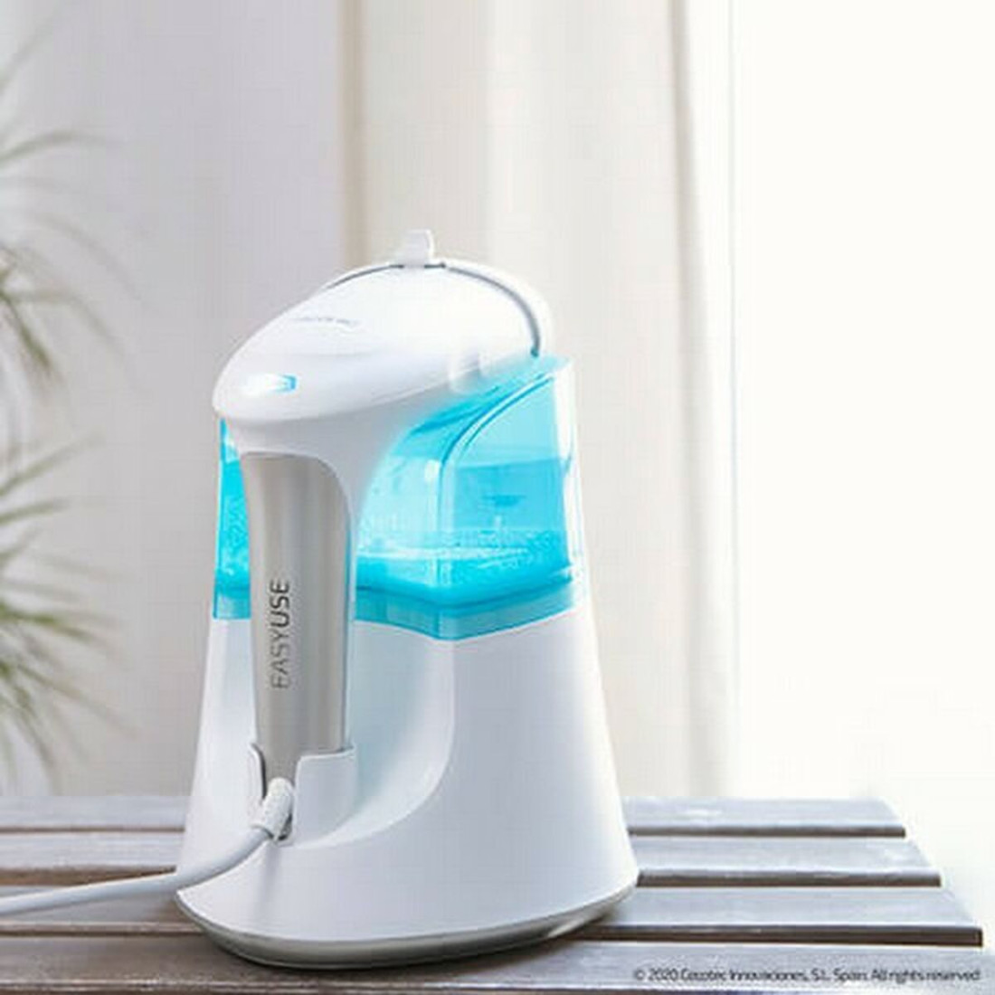 Vertikale Dampfbügelstation UltraSteam