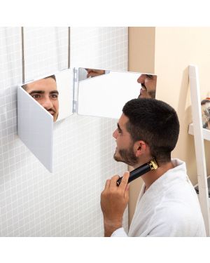 Badezimmerspiegel mit 360° Blick und LED-Licht
