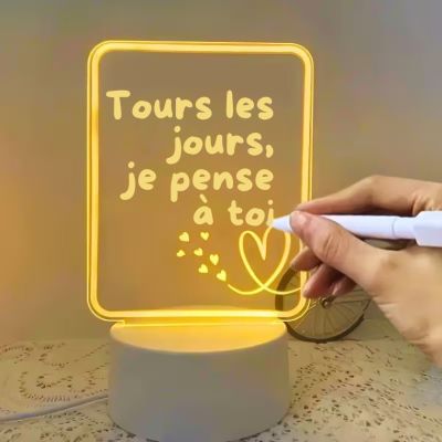 HeartGlow™ – Lampe LED USB à Message Personnalisable