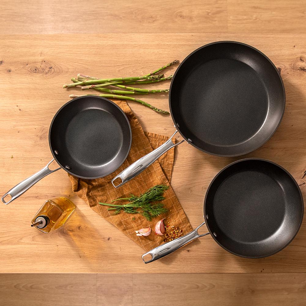 3er-Set Fantasy Silver Pfannen für alle Herdarten, einschließlich Induktion